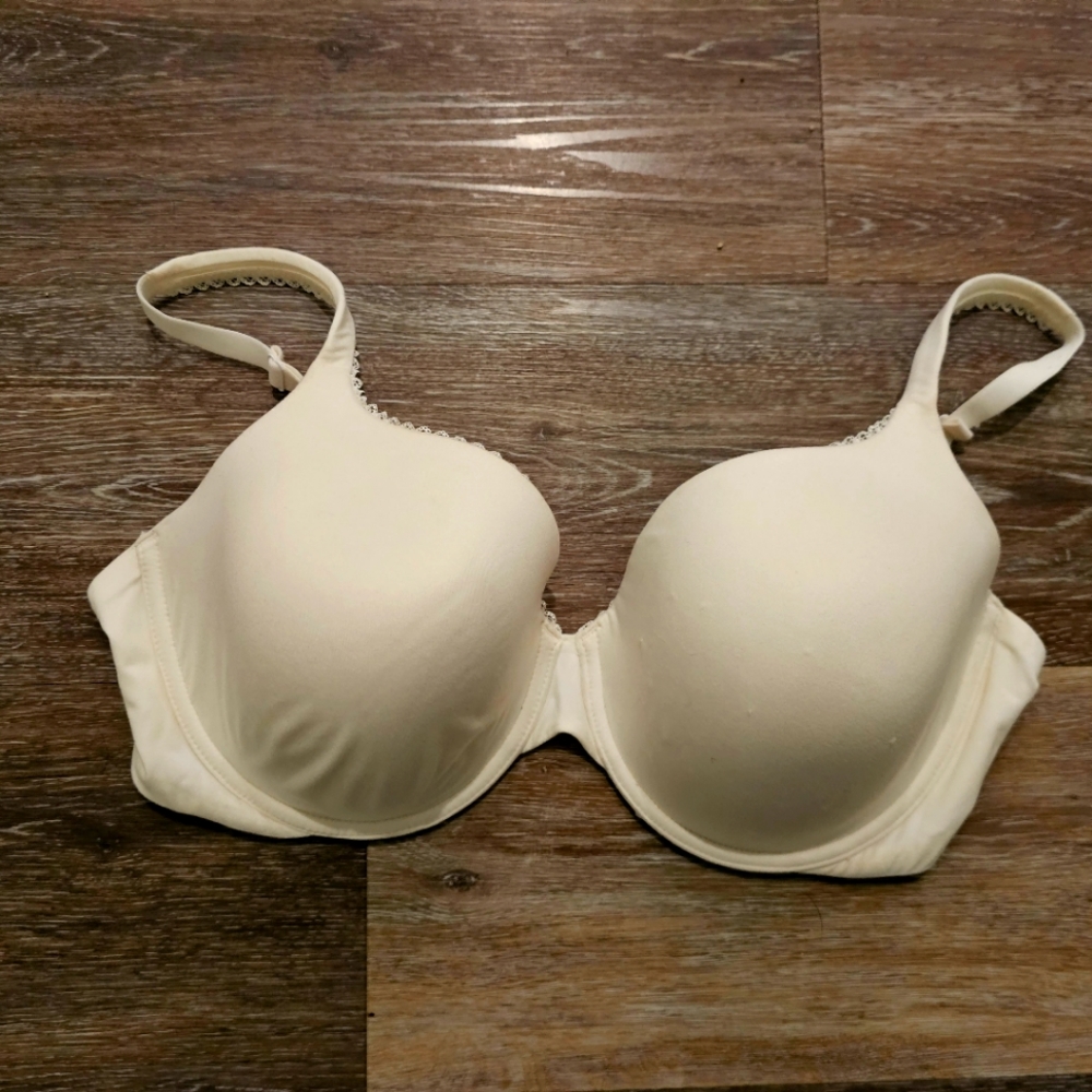 Victoria's secret 36DDD white bra NWOT
